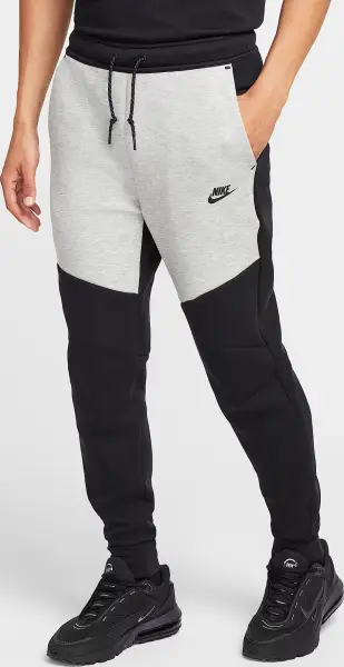 Спортивный костюм Nike TECH черно-серый HV0949-011__HV0959-011