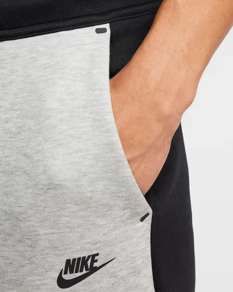 Спортивный костюм Nike TECH черно-серый HV0949-011__HV0959-011