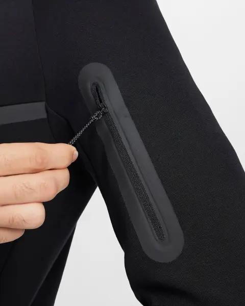 Спортивный костюм Nike TECH черный HV0949-010__HV0959-010