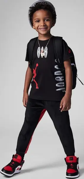 Футболка детская Nike MVP MULTI HIT черная 85B720-023