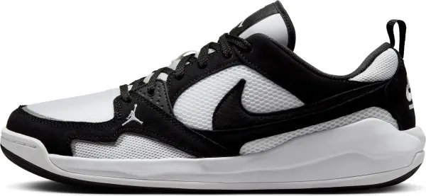 Кроссовки Nike JORDAN CMFT ERA черно-белые HJ6777-001