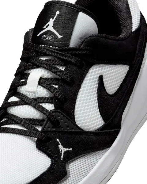 Кроссовки Nike JORDAN CMFT ERA черно-белые HJ6777-001