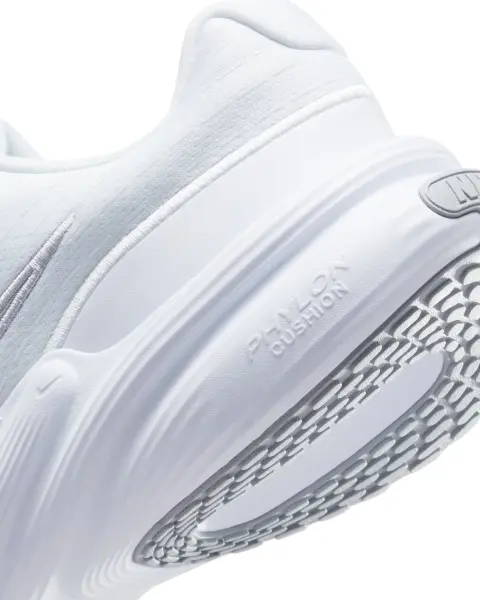 Кроссовки Nike UPLIFT SC белые IB2765-101