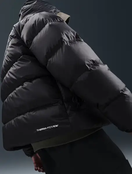 Пуховик Nike WINDRUNNER STATEMENT DOWN JACKET черный HQ7790-011