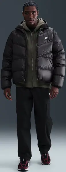 Пуховик Nike WINDRUNNER STATEMENT DOWN JACKET черный HQ7790-011