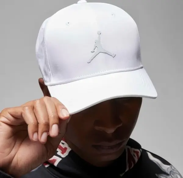 Кепка Nike JORDAN RISE GOLF CAP біла FV5295-100