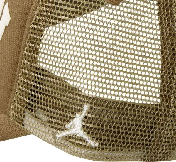 Кепка підліткова Nike JORDAN FOAM TRUCKER світло-коричнева 9A0940-J34