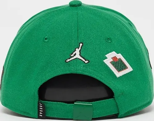 Кепка підліткова Nike JORDAN SIGNATURE CURVED BRIM зелена 9A9028-E1P