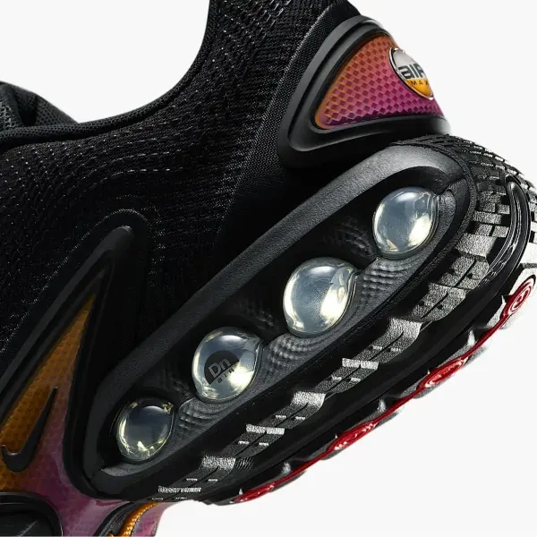 Кросівки Nike AIR MAX DN чорно-помаранчеві IF6198-001