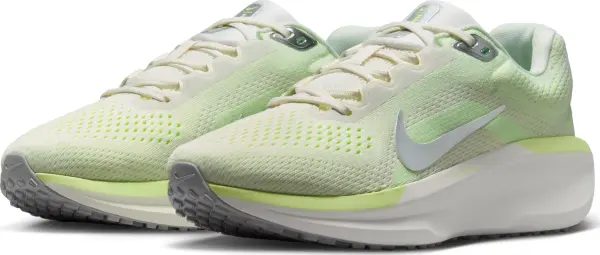 Кросівки бігові жіночі Nike AIR WINFLO 11 м'ятно-салатові FJ9510-108