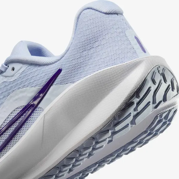 Кроссовки беговые женские Nike DOWNSHIFTER 13 голубо-фиолетовые FD6476-011