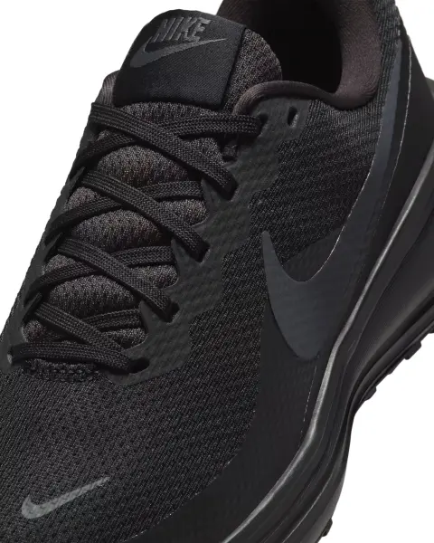 Кросівки бігові жіночі Nike REVOLUTION 8 чорні HJ8485-002