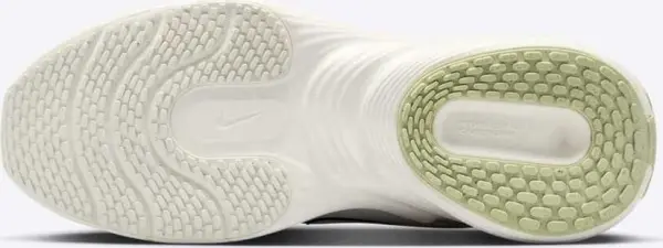 Кроссовки женские Nike UPLIFT SC молочно-черные IB2766-100