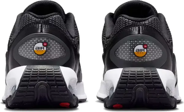 Кроссовки подростковые Nike AIR MAX DN (GS) черно-белые IH7672-004