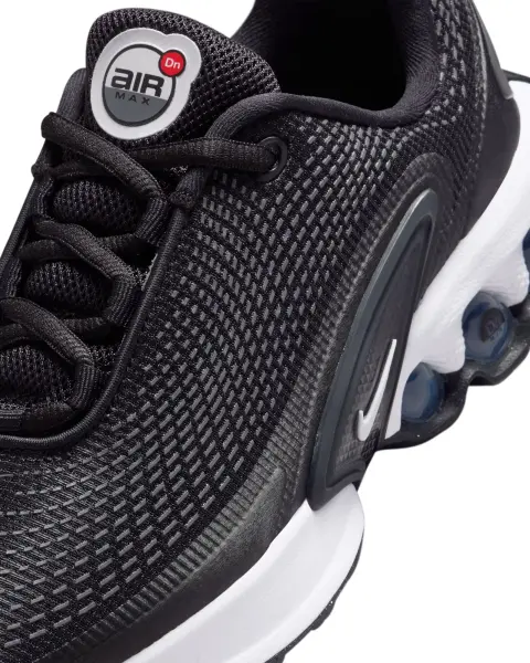Кроссовки подростковые Nike AIR MAX DN (GS) черно-белые IH7672-004