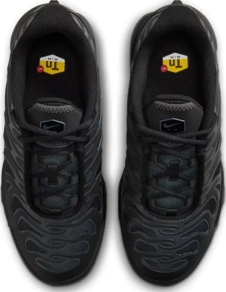 Кроссовки подростковые Nike AIR MAX PLUS DRIFT (GS) черные FV5921-002