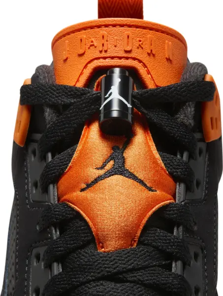 Кроссовки подростковые Nike JORDAN SPIZIKE LOW (GS) черно-оранжево-белые FQ3950-008