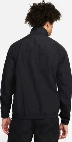 Куртка Nike AIR JORDAN ESSENTIAL STATEMENT WARMUP черная DH9037-010