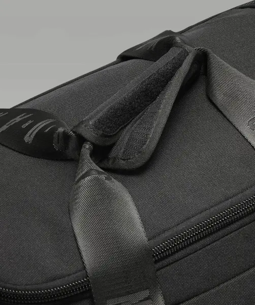 Сумка спортивна Nike JORDAN VELOCITY DUFFLE BAG (46L) чорно-золота SM0920-K5X