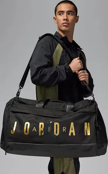 Сумка спортивна Nike JORDAN VELOCITY DUFFLE BAG (81L) чорно-золота LM0920-K5X