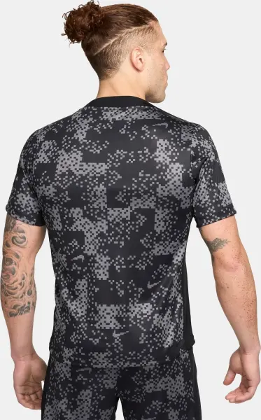 Футболка Nike ACADEMY PRO DRI-FIT GRAPHIC чорно-сіро-рожева FN2411-069