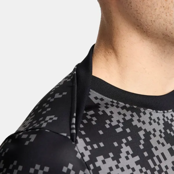 Футболка Nike ACADEMY PRO DRI-FIT GRAPHIC чорно-сіро-рожева FN2411-069