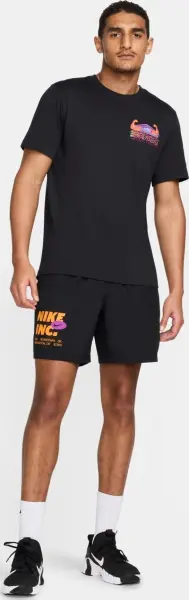 Шорты Nike FORM 7" черные FN3992-010