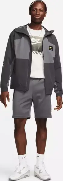 Шорты Nike SPORTSWEAR серые FV5592-068