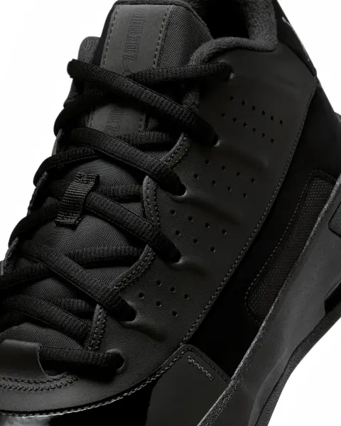 Кросівки Nike JORDAN MAX AURA 7 чорні HQ2091-001