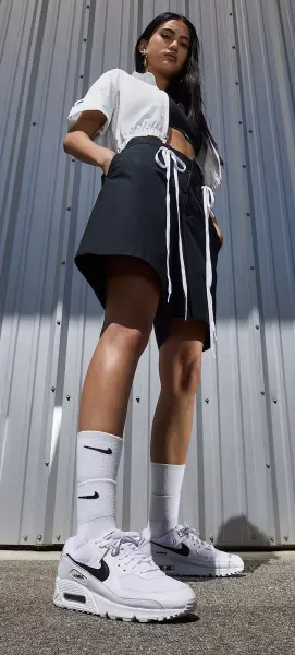 Кросівки жіночі Nike AIR MAX 90 біло-чорні DH8010-101