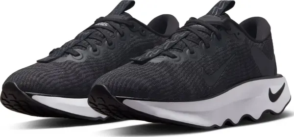 Кросівки жіночі Nike MOTIVA чорні DV1238-001