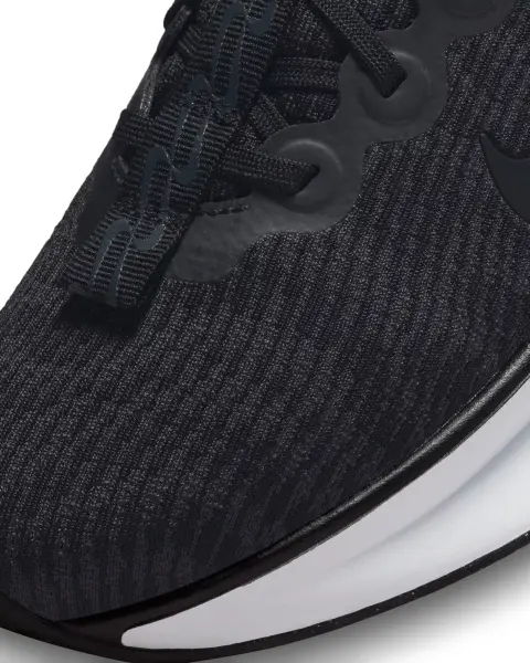 Кросівки жіночі Nike MOTIVA чорні DV1238-001