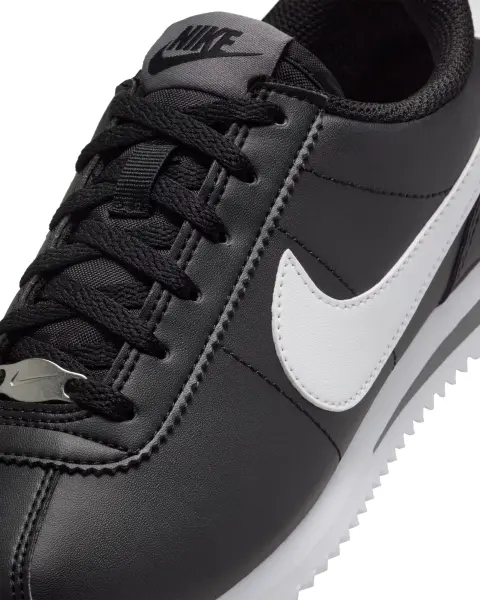 Кросівки підліткові Nike CORTEZ (GS) чорно-білі DM0950-001