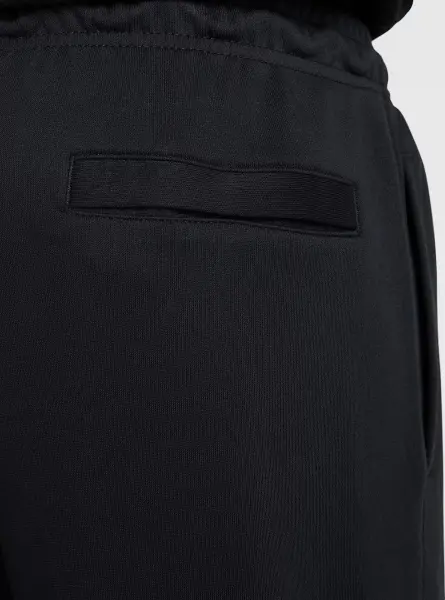 Спортивные штаны Nike CLUB FRENCH TERRY OPEN-HEM черные HQ4422-010
