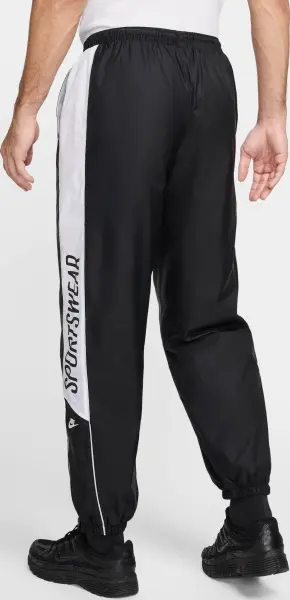 Спортивные штаны Nike CLUB WOVEN JOGGERS черные HJ2244-010