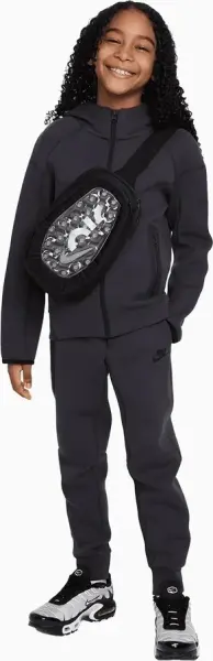 Спортивные штаны подростковые Nike TECH FLEECE темно-серые FD3287-060