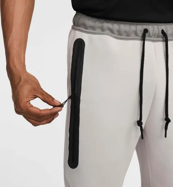 Спортивний костюм Nike SPORTSWEAR TECH FLEECE світло-сіро-сірий FB7921-014__FB8002-014