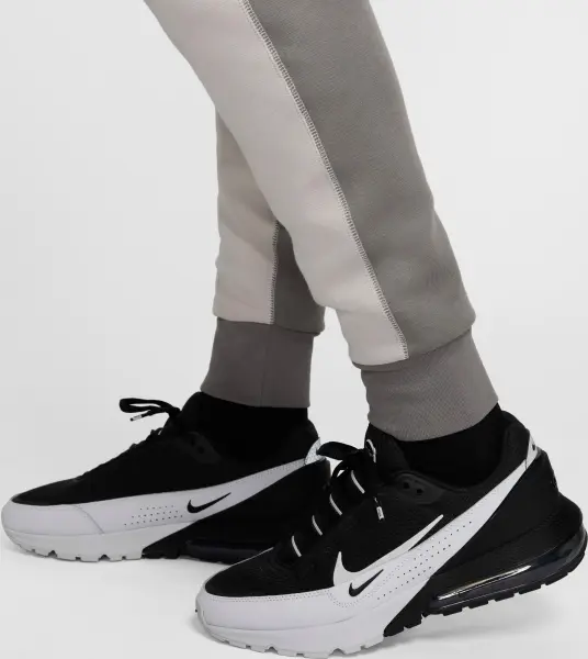 Спортивний костюм Nike SPORTSWEAR TECH FLEECE світло-сіро-сірий FB7921-014__FB8002-014