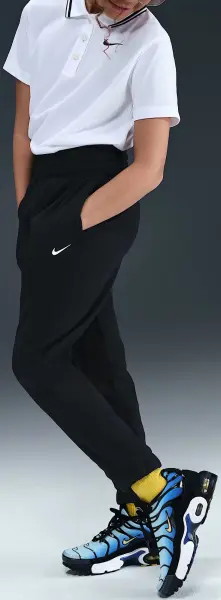 Спортивный костюм подростковый Nike SPORTSWEAR DRI-FIT черно-белый HQ9317-010