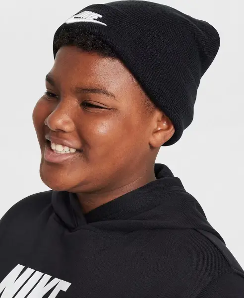 Шапка подростковая Nike PEAK BEANIE черная HF5498-010