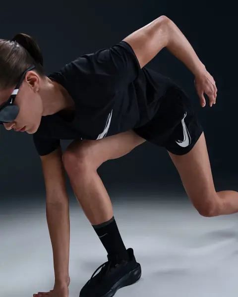 Шорти для бігу жіночі Nike ONE DRI-FIT MID-RISE BRIEF-LINED RUNNING чорні HJ2195-010