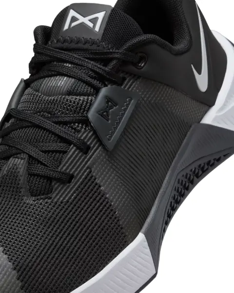 Кросівки для тренувань жіночі Nike METCON 10 чорно-білі HQ2620-001