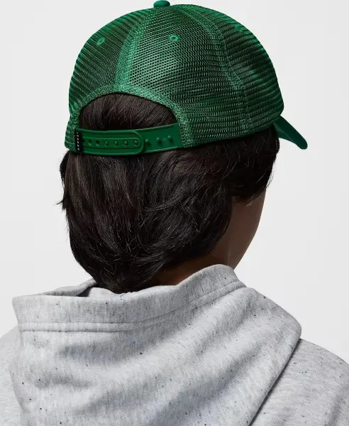 Кепка подростковая Nike JORDAN FOAM TRUCKER зелено-оранжевая 9A0940-E1P