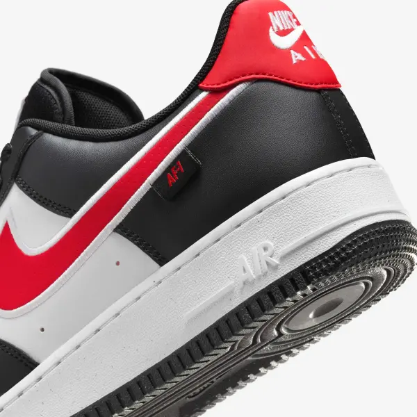 Кроссовки Nike AIR FORCE 1 '07 NEXT NATURE черно-бело-красные HM0721-002