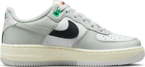 Кросівки підліткові Nike AIR FORCE 1 LV8 2 (GS) світло-сіро-білі DZ2660-001
