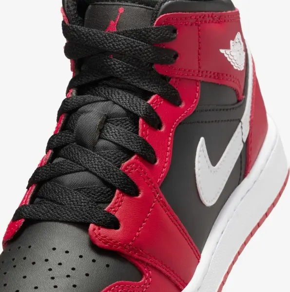 Кроссовки подростковые Nike AIR JORDAN 1 MID (GS) красно-черные DQ8423-061