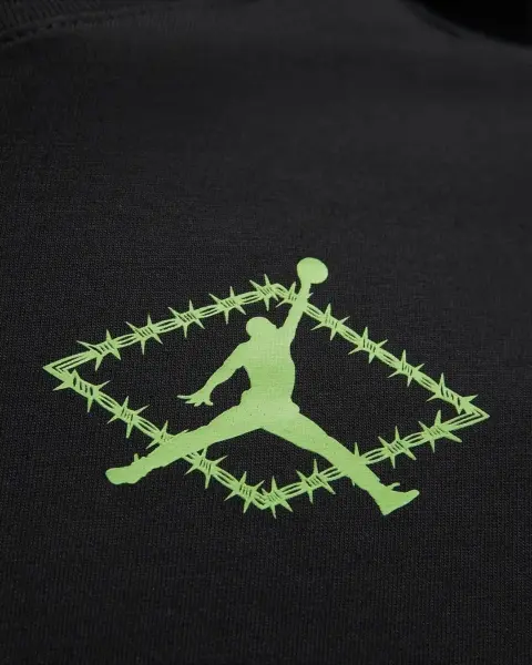 Лонгслив Nike AIR JORDAN FLIGHT MVP черно-зеленый DV1480-010