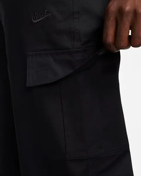 Спортивні штани Nike CLUB CARGO чорні FZ5765-010