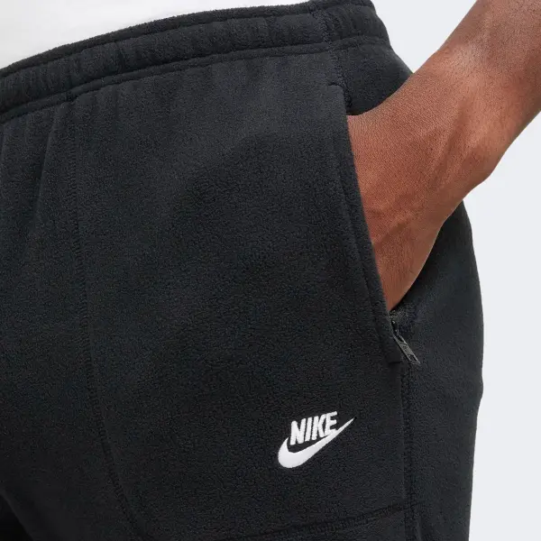 Спортивные штаны Nike CLUB WINTERIZED черные FZ0899-010