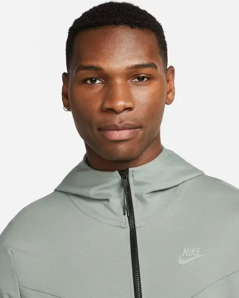 Спортивний костюм Nike SPORTSWEAR TECH FLEECE LIGHTWEIGHT світло-зелений DX0822-330__DX0826-330